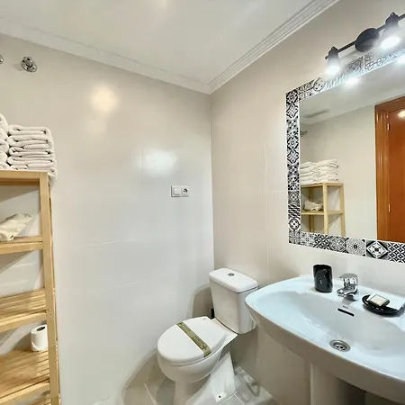 Lafrenchtouch - Centrico Con Piscina Junto Al Tren Benalmádena